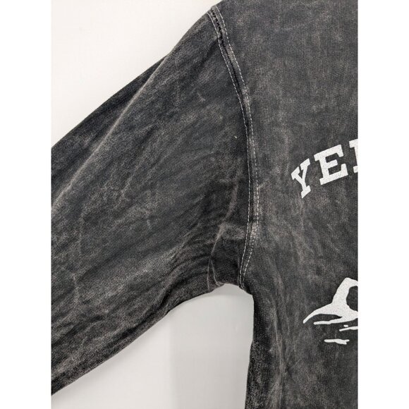 Yellowstone Mountain Pullover Sweatshirt Women Size S Logo Wash Cosplay Cowgirl - Picture 4 of 5